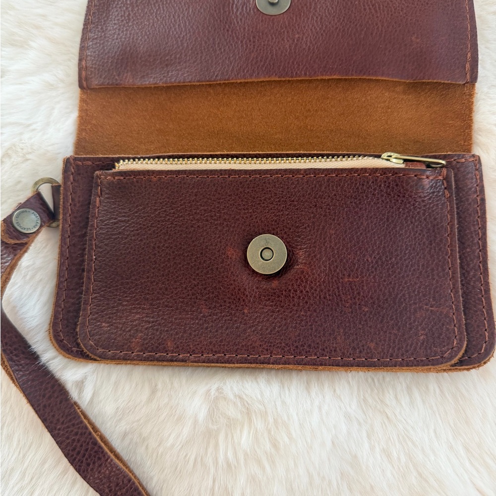 Portland Leather Rich Brown Clutch - Picture 6 of 7
